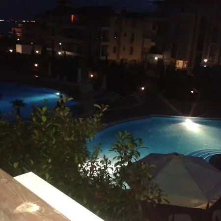 Royal Palm Apartmanhotel 2*