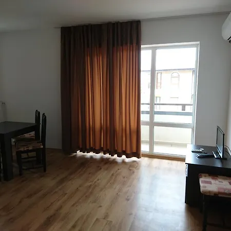 Aparthotel Royal Palm Sveti Vlas