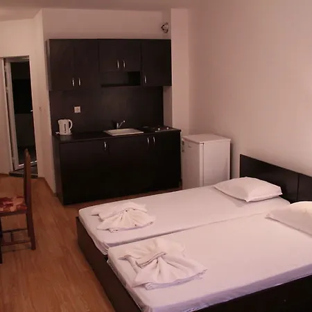 Royal Palm سفيتي فلاس