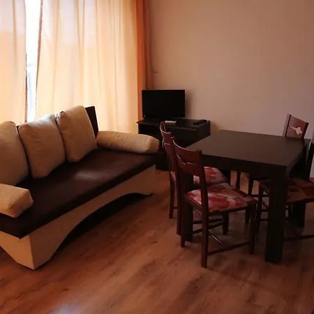 شقة فندقية Royal Palm 2*